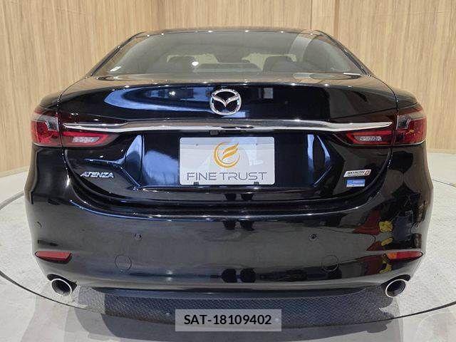 Mazda ATENZA 2019-01 8457279-19