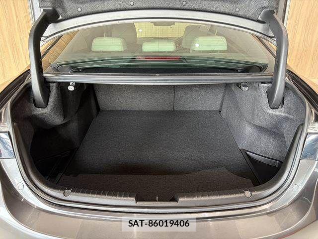 Mazda ATENZA 2018-06 8525633-11