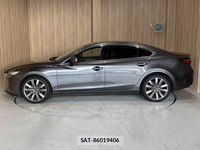 Mazda ATENZA 2018-06 8525633-21