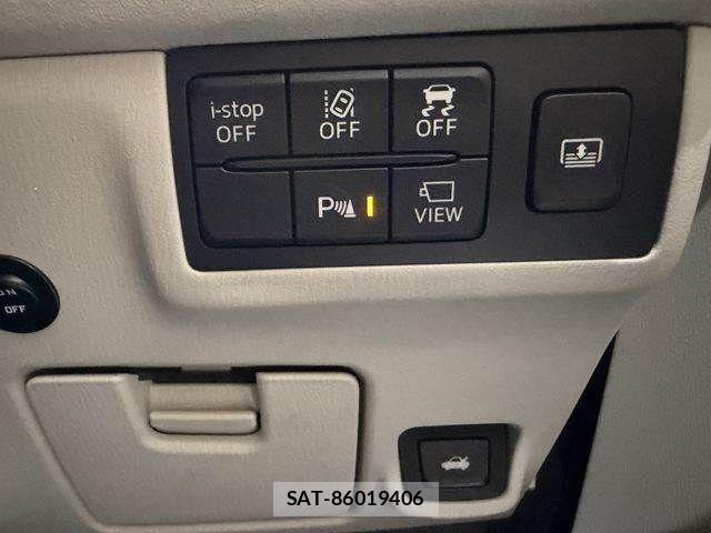 Mazda ATENZA 2018-06 8525633-8