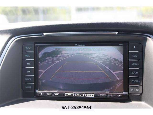 Mazda ATENZA 2014-06 8525632-6