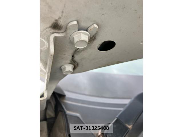 Mazda ATENZA 2014-02 8525634-16