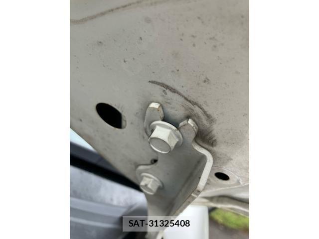 Mazda ATENZA 2014-02 8525634-17