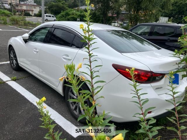 Mazda ATENZA 2014-02 8525634-4