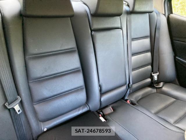 Mazda ATENZA 2014-01 8525635-10