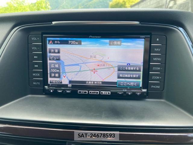 Mazda ATENZA 2014-01 8525635-17
