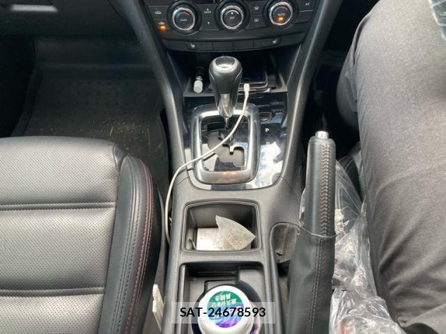 Mazda ATENZA 2014-01 8525635-21