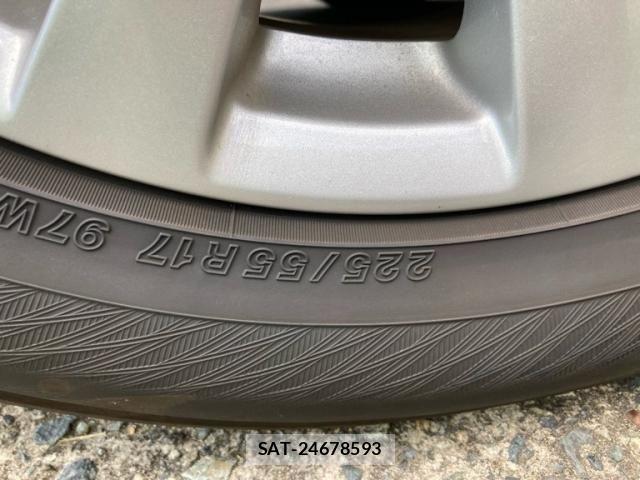 Mazda ATENZA 2014-01 8525635-24