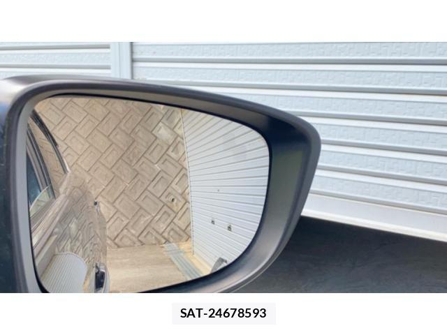 Mazda ATENZA 2014-01 8525635-25