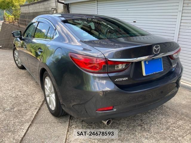 Mazda ATENZA 2014-01 8525635-3
