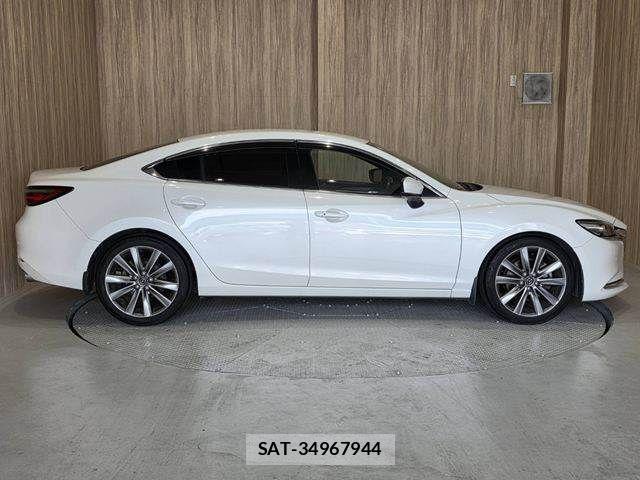 Mazda ATENZA 2019-01 8562535-17