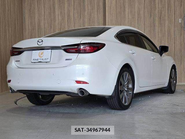 Mazda ATENZA 2019-01 8562535-18