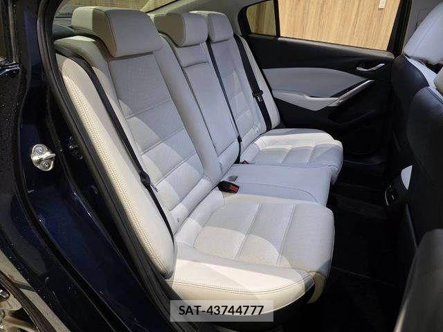 Mazda ATENZA 2015-01 8743610-10