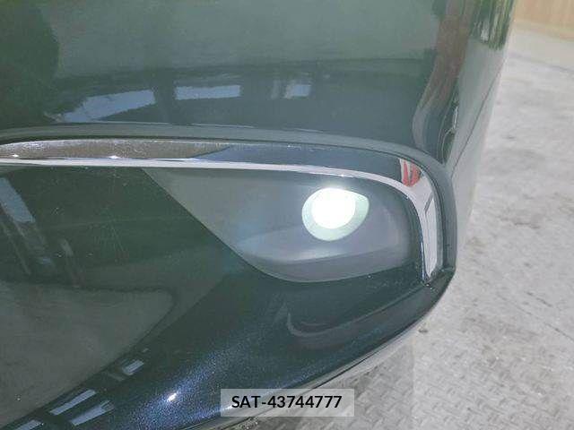 Mazda ATENZA 2015-01 8743610-14