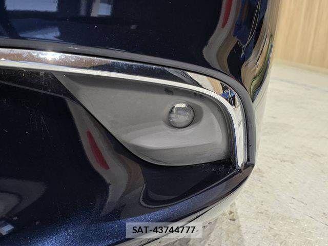 Mazda ATENZA 2015-01 8743610-24