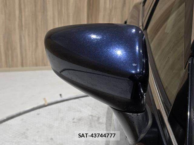Mazda ATENZA 2015-01 8743610-28