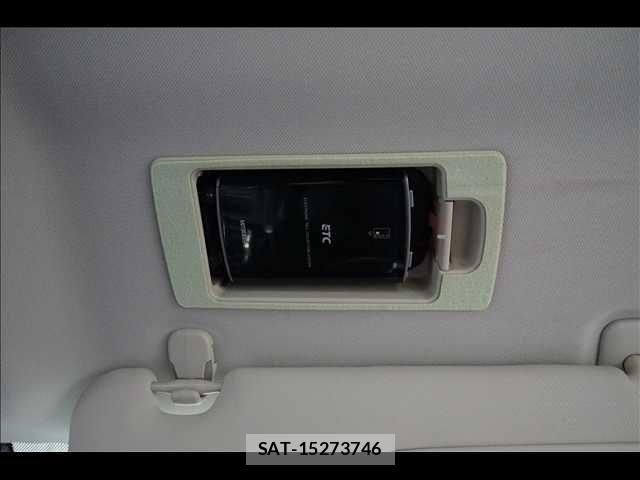 Mazda ATENZA 2013-01 8743611-6