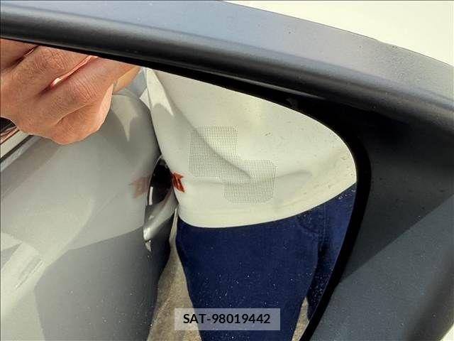 Mazda ATENZA 2013-12 8743614-16