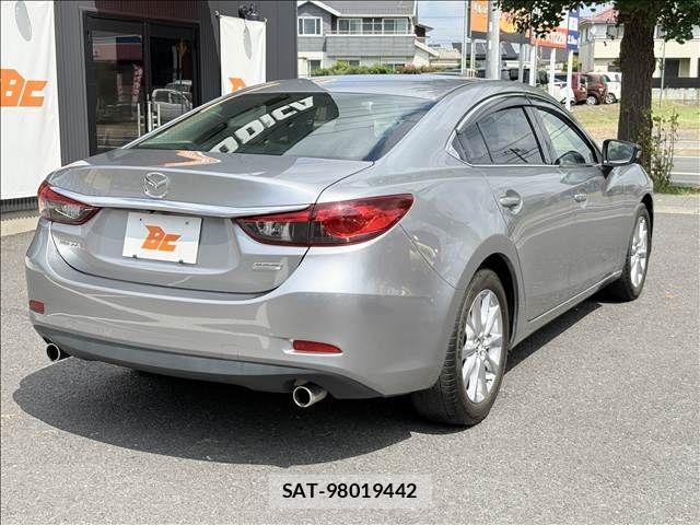 Mazda ATENZA 2013-12 8743614-23