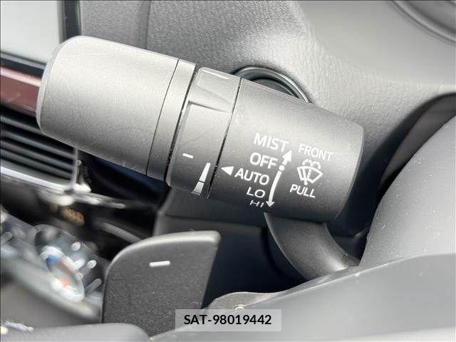 Mazda ATENZA 2013-12 8743614-27