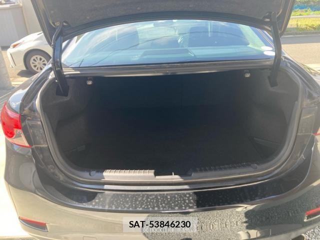 Mazda ATENZA 2014-09 8743615-10