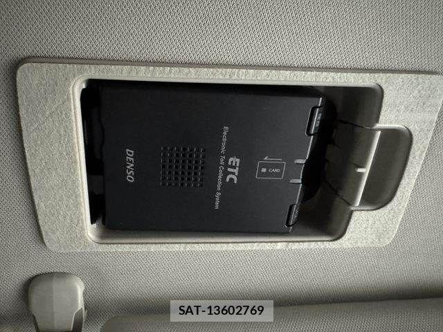 Mazda ATENZA 2015-09 8830098-7