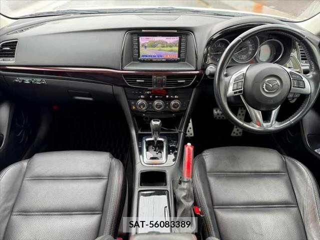 Mazda ATENZA 2013-11 8830100-1