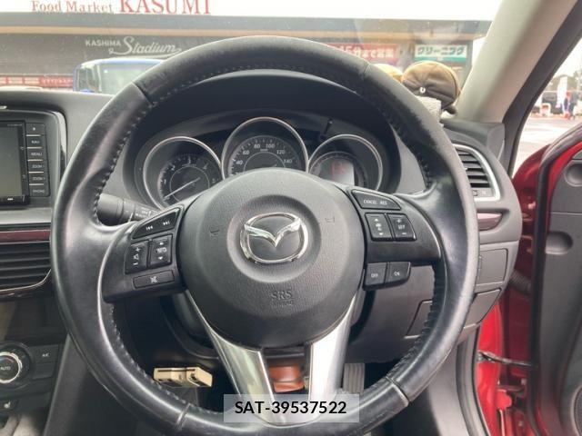 Mazda ATENZA 2013-11 8830104-11