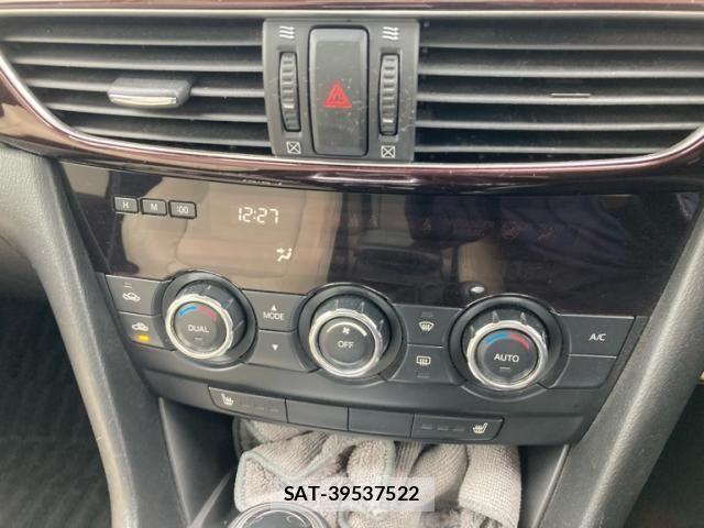 Mazda ATENZA 2013-11 8830104-12