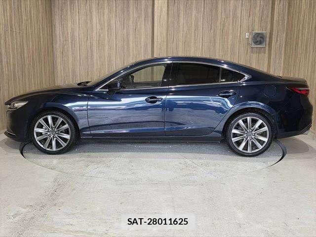 Mazda ATENZA 2018-10 8830090-21