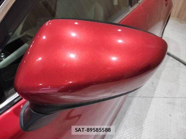 Mazda ATENZA 2016-05 8880624-25