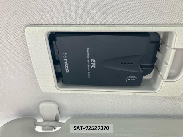 Mazda ATENZA 2016-01 8880625-19