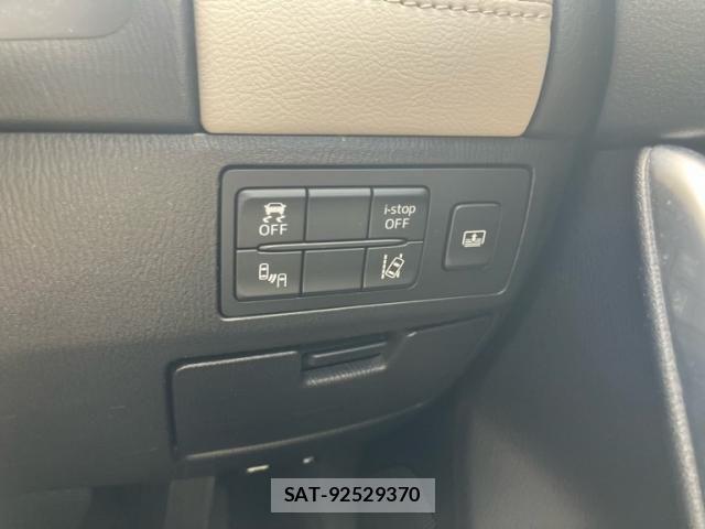 Mazda ATENZA 2016-01 8880625-20