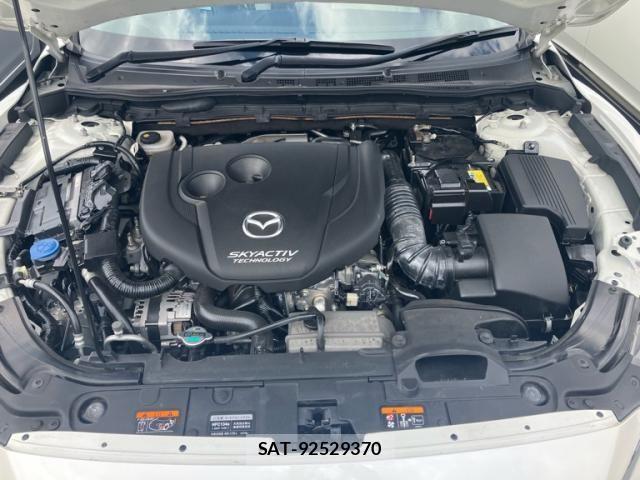 Mazda ATENZA 2016-01 8880625-25