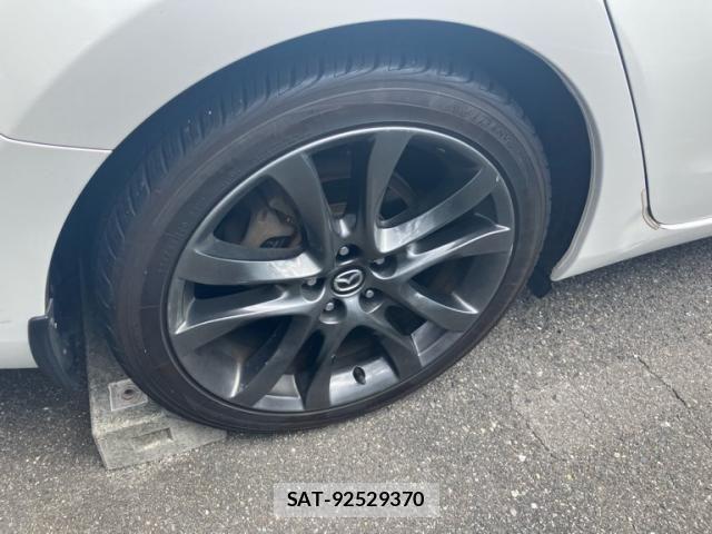 Mazda ATENZA 2016-01 8880625-4