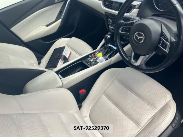 Mazda ATENZA 2016-01 8880625-8