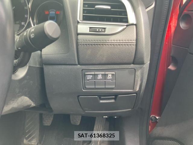 Mazda ATENZA 2017-03 7057058-6