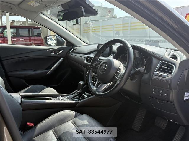 Mazda ATENZA 2015-03 8131089-5