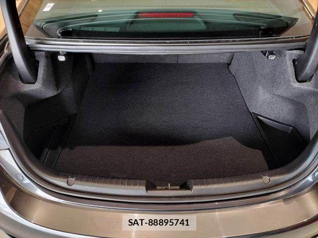 Mazda ATENZA 2019-03 8627568-11