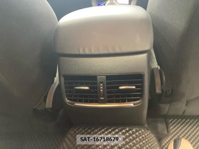 Mazda ATENZA 2018-03 8743619-6