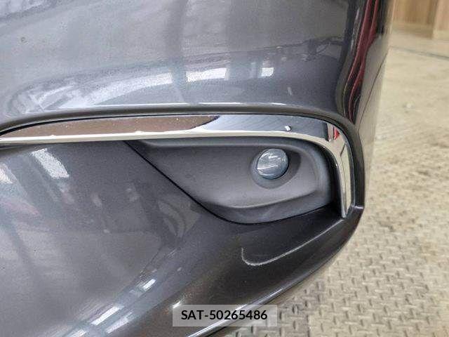 Mazda ATENZA 2016-09 8830106-23