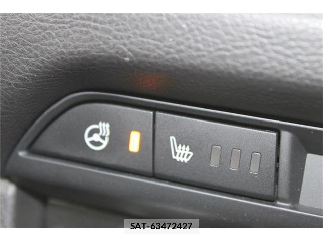 Mazda ATENZA 2017-03 8880627-6