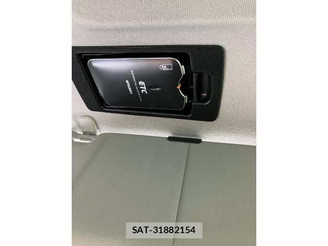 Mazda ATENZA SPORT WAGON 2004-02 8743625-19