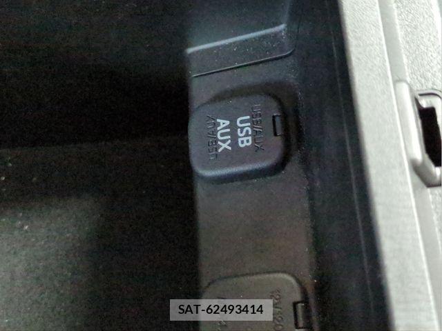 Mazda ATENZA WAGON 2013-08 8208534-27