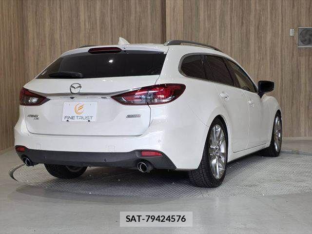Mazda ATENZA WAGON 2017-06 7617840-18