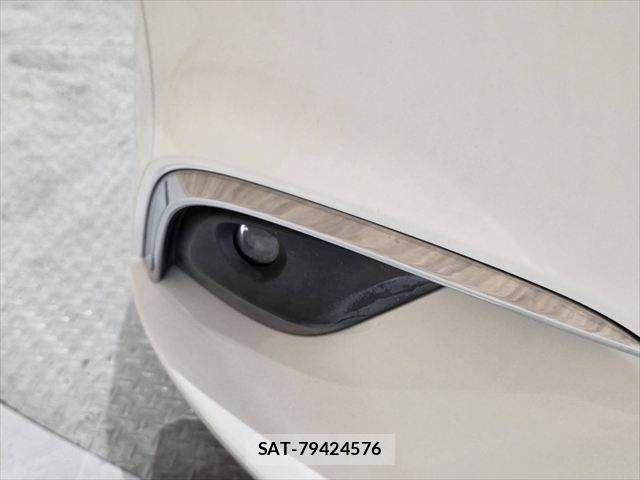 Mazda ATENZA WAGON 2017-06 7617840-25