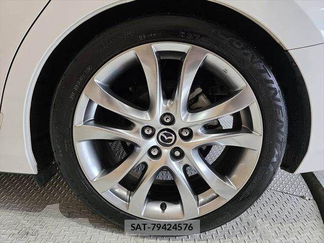 Mazda ATENZA WAGON 2017-06 7617840-28