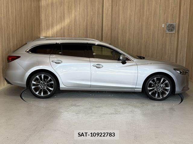 Mazda ATENZA WAGON 2015-10 7877545-16