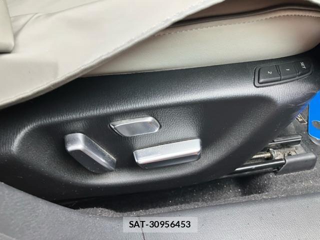 Mazda ATENZA WAGON 2016-08 8660062-12