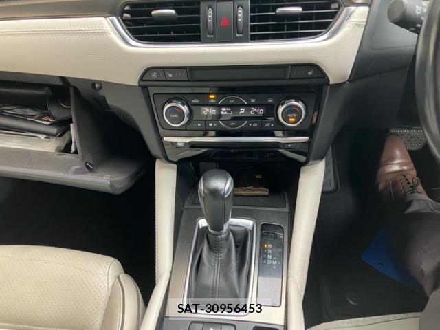 Mazda ATENZA WAGON 2016-08 8660062-21